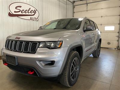 2018 Jeep Grand Cherokee Trailhawk   - Photo 2 - Saint Louis, MI 48880-9800