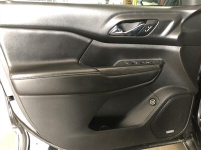 2017 GMC Acadia SLT-1   - Photo 22 - Saint Louis, MI 48880-9800