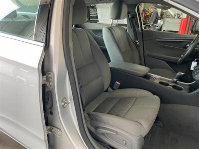2017 Chevrolet Impala LS Fleet   - Photo 19 - Saint Louis, MI 48880-9800