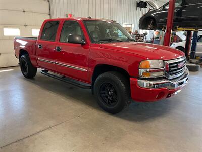 2005 GMC Sierra 1500 SLE   - Photo 5 - Saint Louis, MI 48880-9800