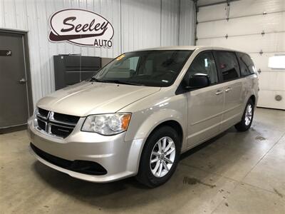 2013 Dodge Grand Caravan SE   - Photo 2 - Saint Louis, MI 48880-9800