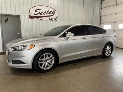2014 Ford Fusion SE - Photo 1 - Saint Louis, MI 48880-9800