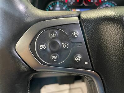 2015 Chevrolet Suburban LTZ - Photo 10 - Saint Louis, MI 48880-9800