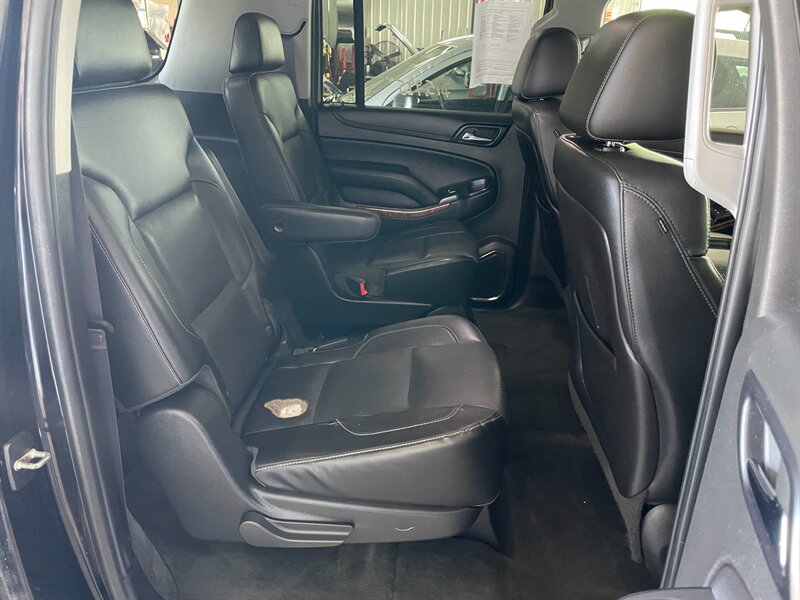 2015 Chevrolet Suburban LTZ - Photo 20 - Saint Louis, MI 48880-9800