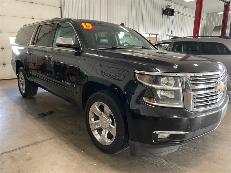 2015 Chevrolet Suburban LTZ - Photo 5 - Saint Louis, MI 48880-9800