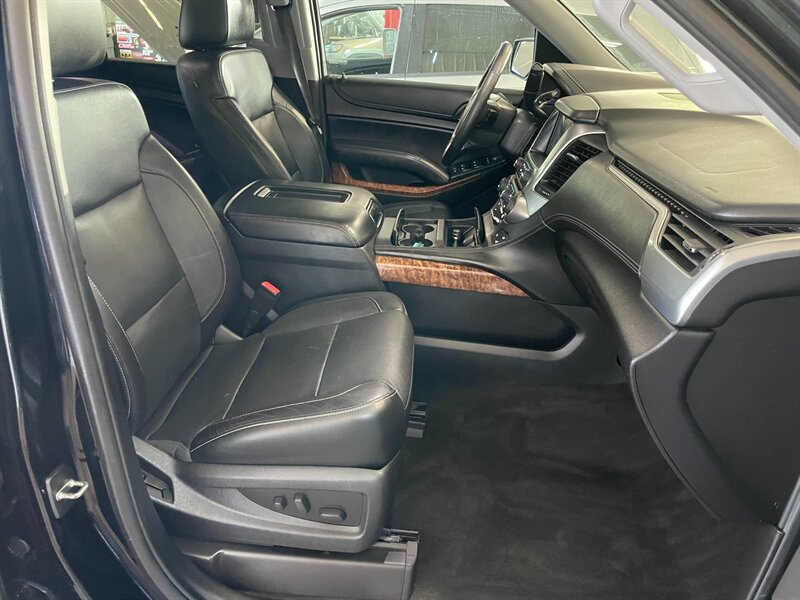 2015 Chevrolet Suburban LTZ - Photo 19 - Saint Louis, MI 48880-9800