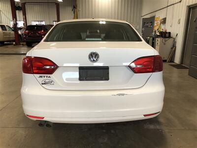 2013 Volkswagen Jetta S   - Photo 18 - Saint Louis, MI 48880-9800