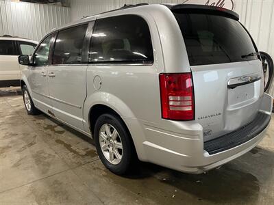 2010 Chrysler Town and Country Touring Plus   - Photo 3 - Saint Louis, MI 48880-9800