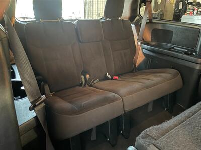 2018 Dodge Grand Caravan SE - Photo 20 - Saint Louis, MI 48880-9800