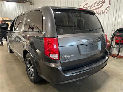 2018 Dodge Grand Caravan SE - Photo 3 - Saint Louis, MI 48880-9800