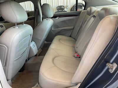 2009 Buick Lucerne CXL   - Photo 16 - Saint Louis, MI 48880-9800