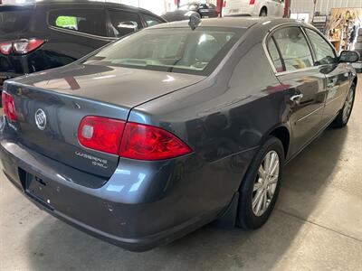 2009 Buick Lucerne CXL   - Photo 6 - Saint Louis, MI 48880-9800