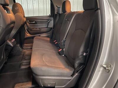 2016 GMC Acadia SLE-1 - Photo 18 - Saint Louis, MI 48880-9800