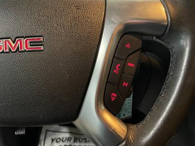 2016 GMC Acadia SLE-1 - Photo 10 - Saint Louis, MI 48880-9800