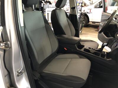 2019 Ford Escape SE   - Photo 18 - Saint Louis, MI 48880-9800