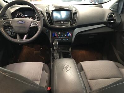 2019 Ford Escape SE   - Photo 7 - Saint Louis, MI 48880-9800