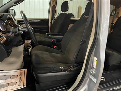 2015 Dodge Grand Caravan American Value Package   - Photo 16 - Saint Louis, MI 48880-9800