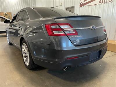 2018 Ford Taurus Limited - Photo 3 - Saint Louis, MI 48880-9800