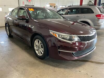2016 Kia Optima LX - Photo 4 - Saint Louis, MI 48880-9800