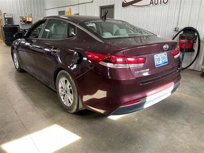 2016 Kia Optima LX   - Photo 2 - Saint Louis, MI 48880-9800