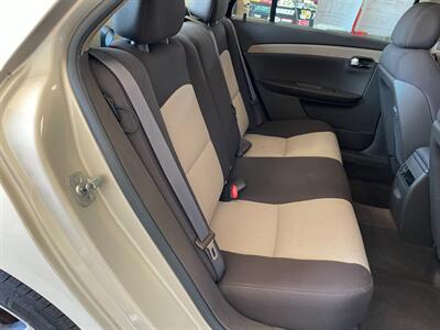 2009 Chevrolet Malibu LT - Photo 19 - Saint Louis, MI 48880-9800