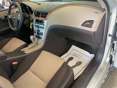 2009 Chevrolet Malibu LT - Photo 20 - Saint Louis, MI 48880-9800