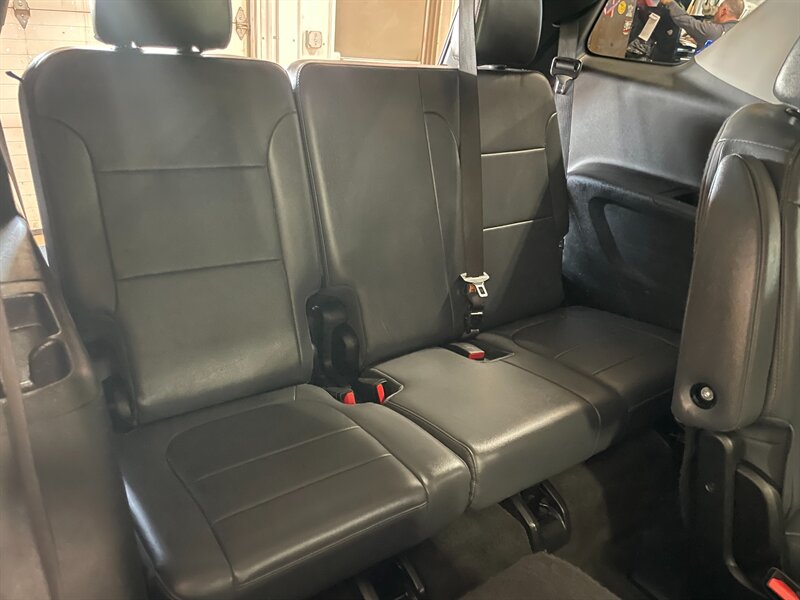 2019 Chevrolet Traverse LT Leather - Photo 21 - Saint Louis, MI 48880-9800