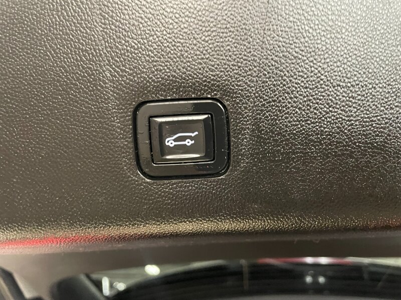 2019 Chevrolet Traverse LT Leather - Photo 28 - Saint Louis, MI 48880-9800