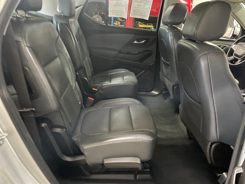 2019 Chevrolet Traverse LT Leather - Photo 20 - Saint Louis, MI 48880-9800