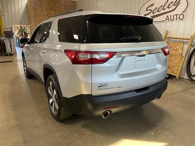 2019 Chevrolet Traverse LT Leather - Photo 3 - Saint Louis, MI 48880-9800