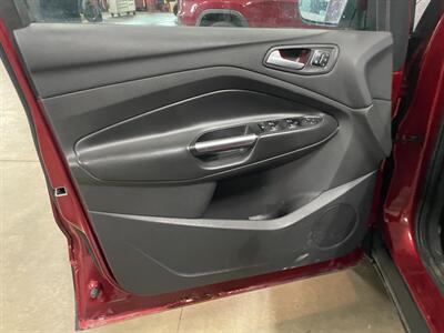 2017 Ford Escape Titanium   - Photo 20 - Saint Louis, MI 48880-9800