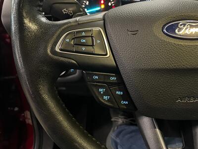 2017 Ford Escape Titanium   - Photo 10 - Saint Louis, MI 48880-9800