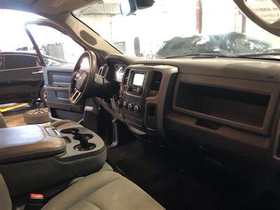 2016 RAM 1500 Tradesman   - Photo 18 - Saint Louis, MI 48880-9800