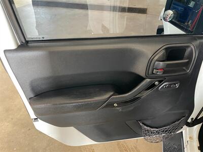 2012 Jeep Wrangler Unlimited Sahara   - Photo 22 - Saint Louis, MI 48880-9800