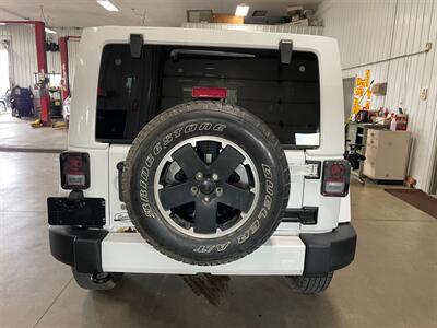 2012 Jeep Wrangler Unlimited Sahara   - Photo 26 - Saint Louis, MI 48880-9800