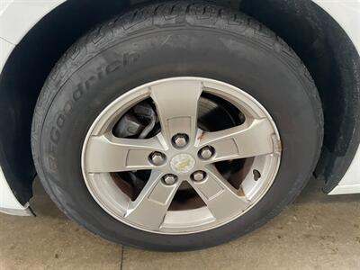 2014 Chevrolet Malibu LS   - Photo 22 - Saint Louis, MI 48880-9800