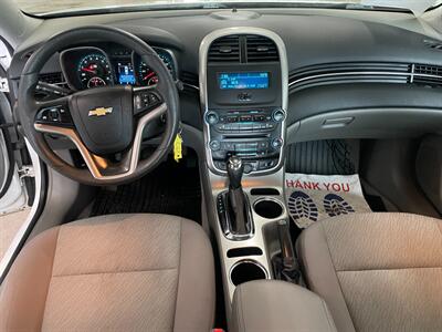 2014 Chevrolet Malibu LS   - Photo 8 - Saint Louis, MI 48880-9800