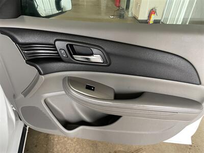 2014 Chevrolet Malibu LS   - Photo 21 - Saint Louis, MI 48880-9800