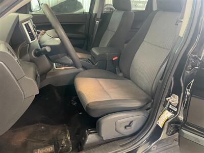 2008 Jeep Grand Cherokee Laredo - Photo 14 - Saint Louis, MI 48880-9800