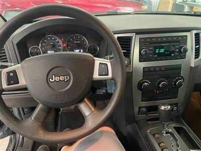 2008 Jeep Grand Cherokee Laredo - Photo 7 - Saint Louis, MI 48880-9800