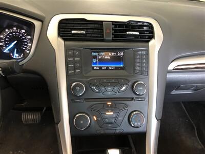 2013 Ford Fusion SE   - Photo 14 - Saint Louis, MI 48880-9800