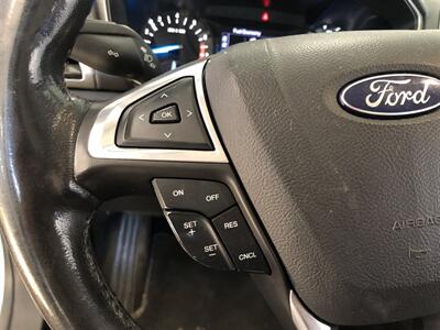 2013 Ford Fusion SE   - Photo 11 - Saint Louis, MI 48880-9800