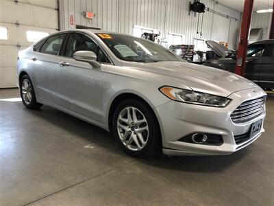 2013 Ford Fusion SE   - Photo 5 - Saint Louis, MI 48880-9800