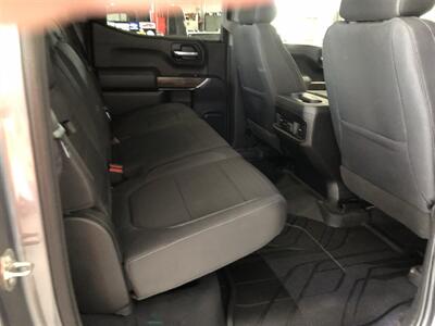 2019 Chevrolet Silverado 1500 LT Trail Boss   - Photo 24 - Saint Louis, MI 48880-9800