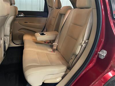 2015 Jeep Grand Cherokee Laredo   - Photo 18 - Saint Louis, MI 48880-9800