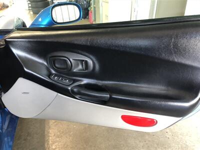 1998 Chevrolet Corvette   - Photo 13 - Saint Louis, MI 48880-9800