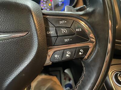 2015 Chrysler 200 C   - Photo 12 - Saint Louis, MI 48880-9800
