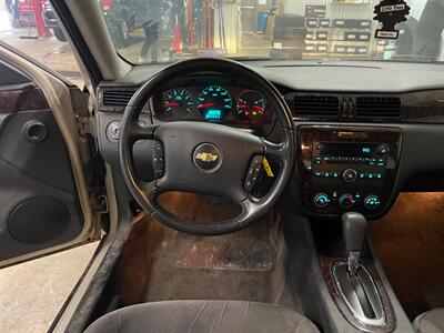 2012 Chevrolet Impala LS   - Photo 7 - Saint Louis, MI 48880-9800