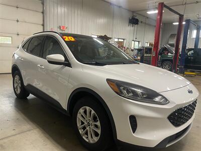 2020 Ford Escape SE   - Photo 5 - Saint Louis, MI 48880-9800
