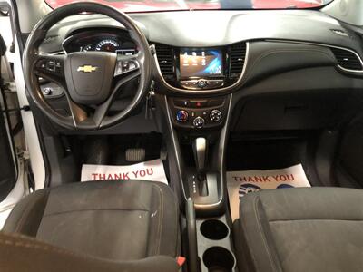 2017 Chevrolet Trax LT   - Photo 7 - Saint Louis, MI 48880-9800